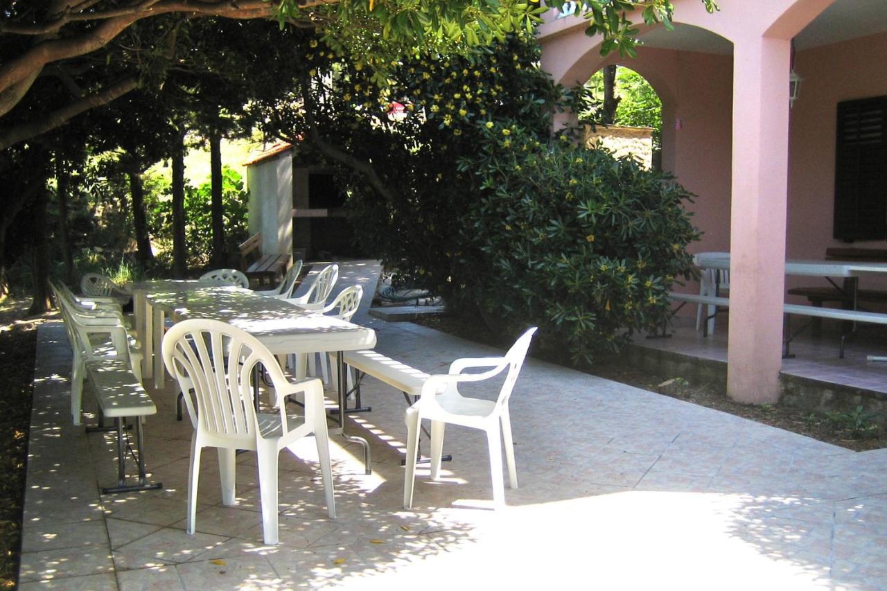 Family Friendly Seaside Apartments Vlasici, Pag - 4319 エクステリア 写真